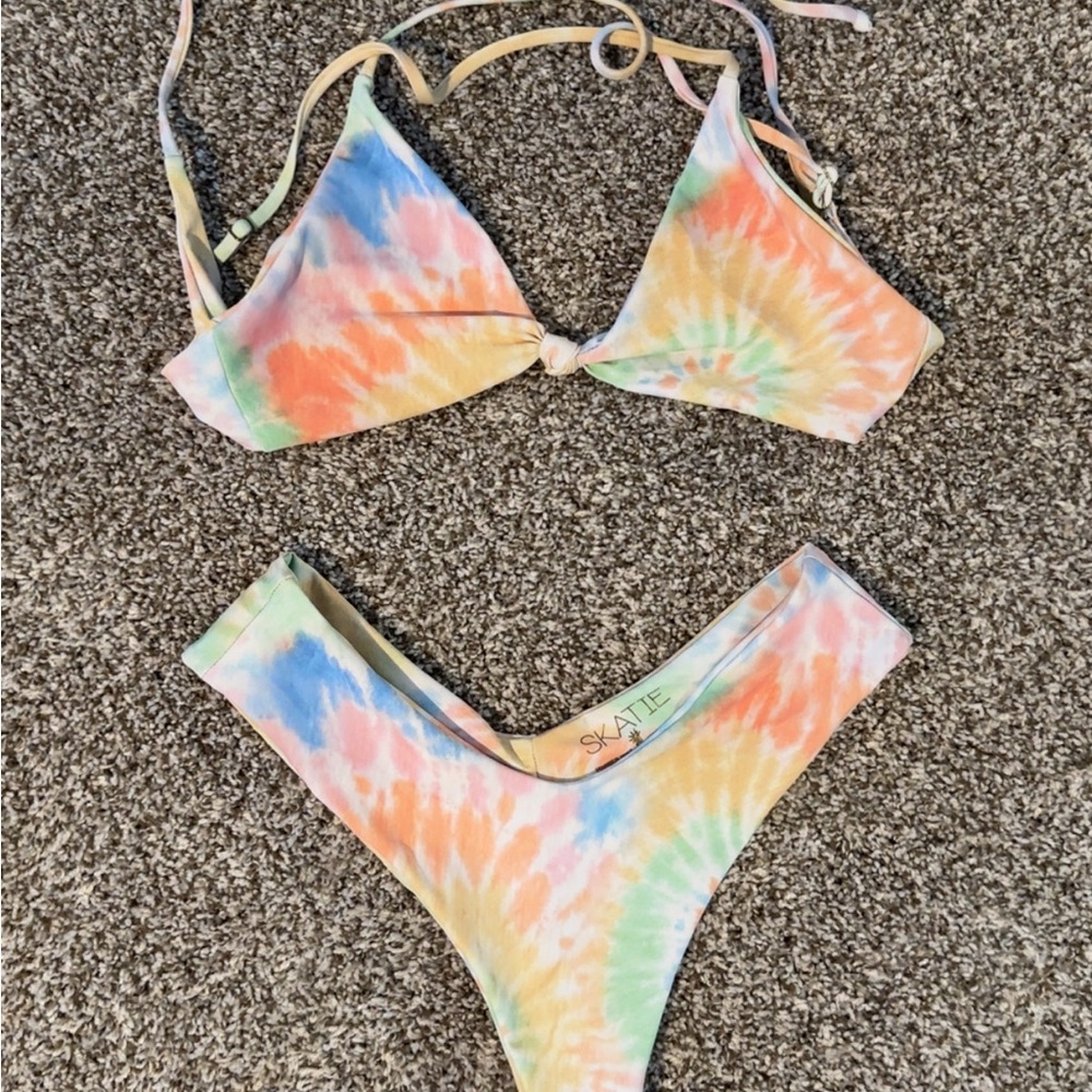 Colorful Tie-Dye Bikini Set